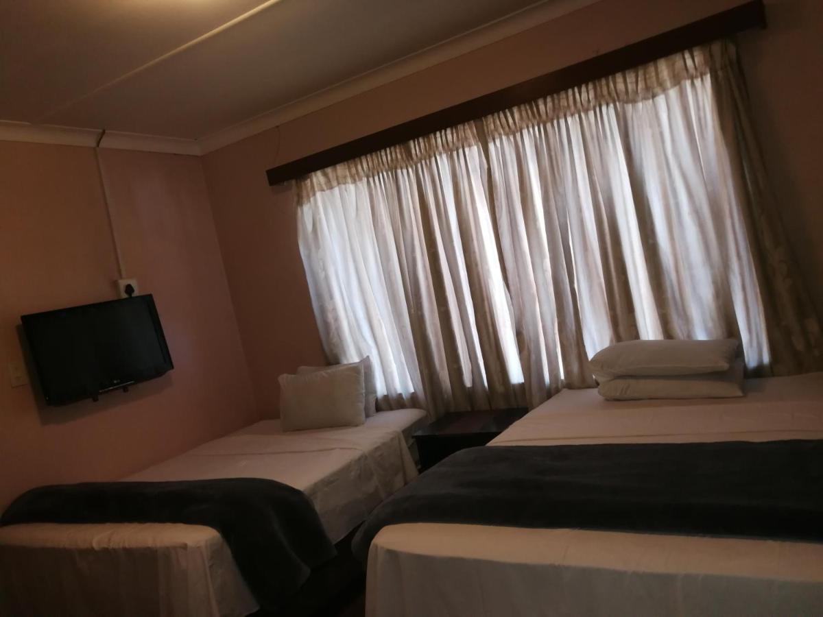 Kamp David Lodge Johannesburg Ngoại thất bức ảnh