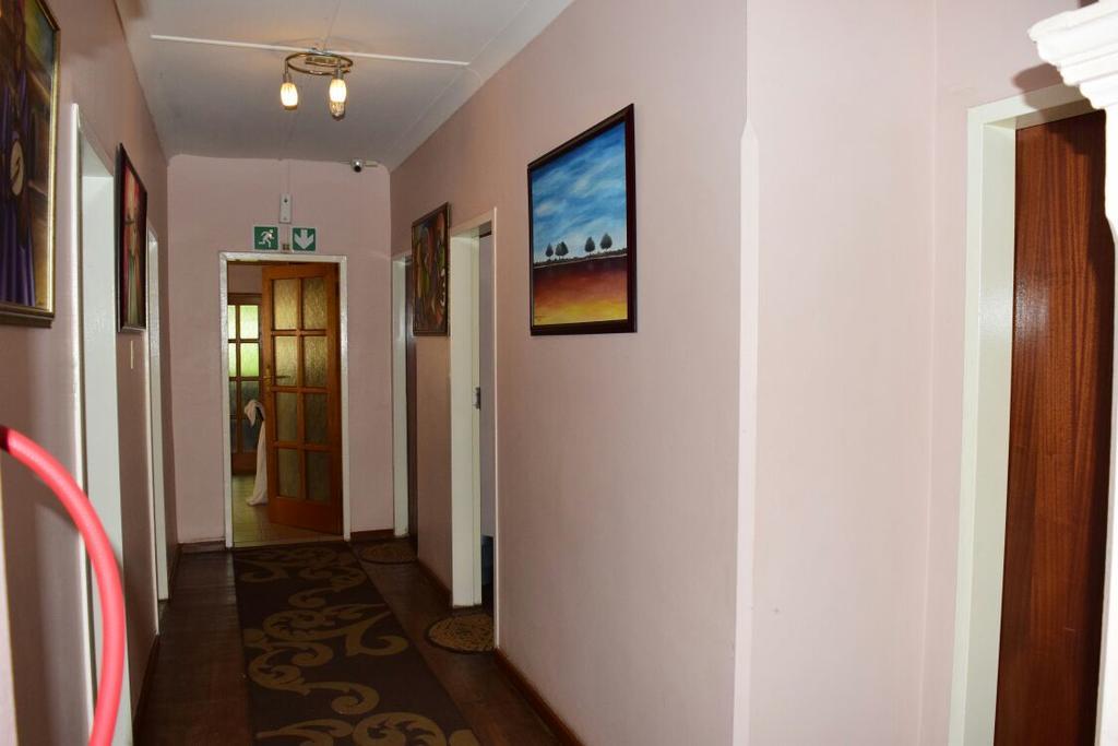 Kamp David Lodge Johannesburg Ngoại thất bức ảnh